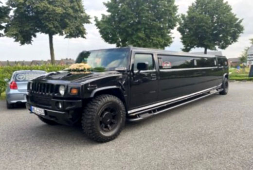 Schwarze Hummer Stretchlimo Düsseldorf