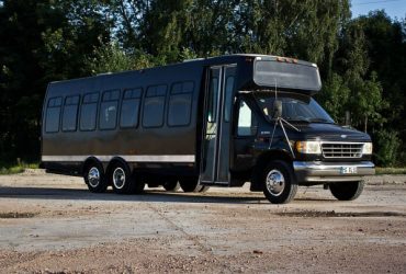 Schwarzer Partybus Schwarzer Partybus